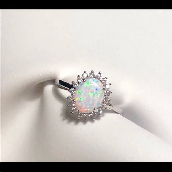 925 Sterling Silver White Lab Opal CZ Ring - Picture 4 of 8